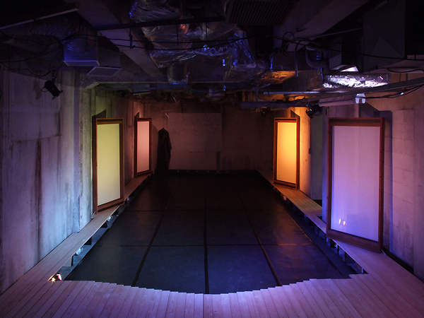 舞台空間となる地下室＝ＡＡＰＡ提供