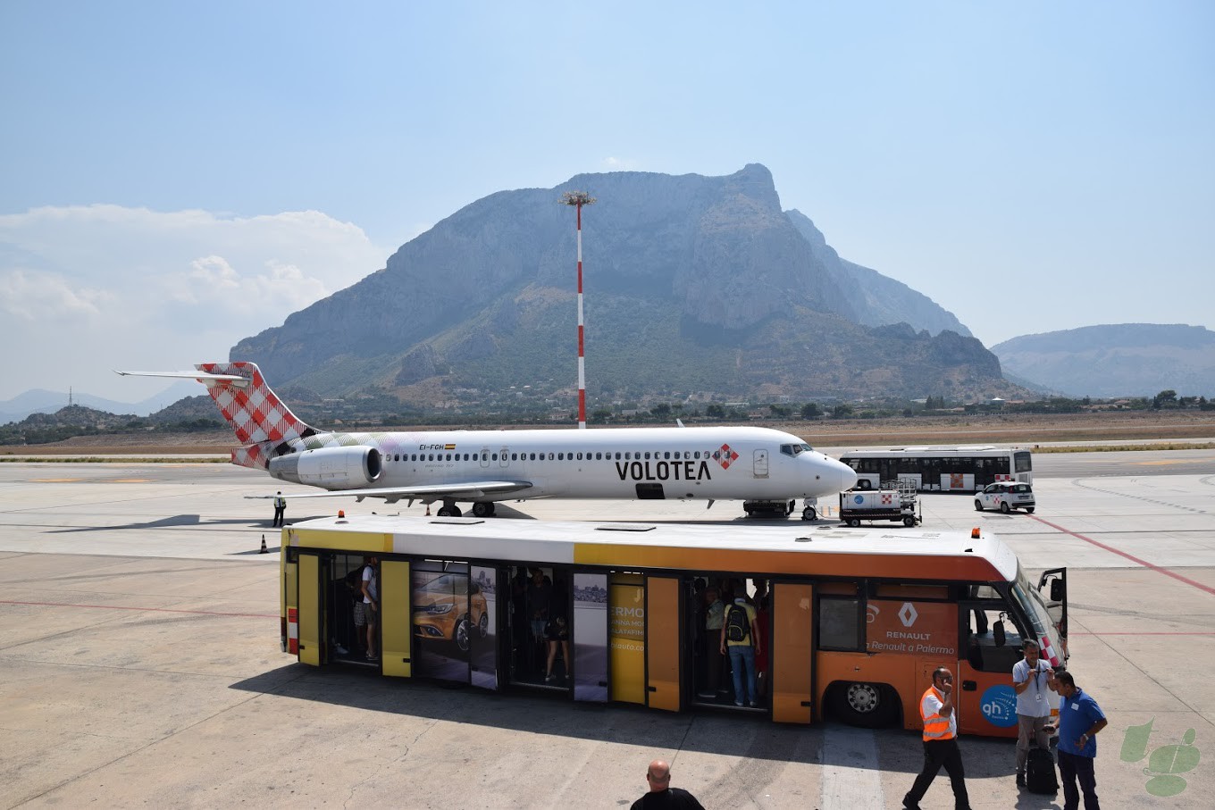 ヨーロッパのLCC ボロテア航空搭乗記〜(2)ベネチアVCE-パレルモPMO搭乗編