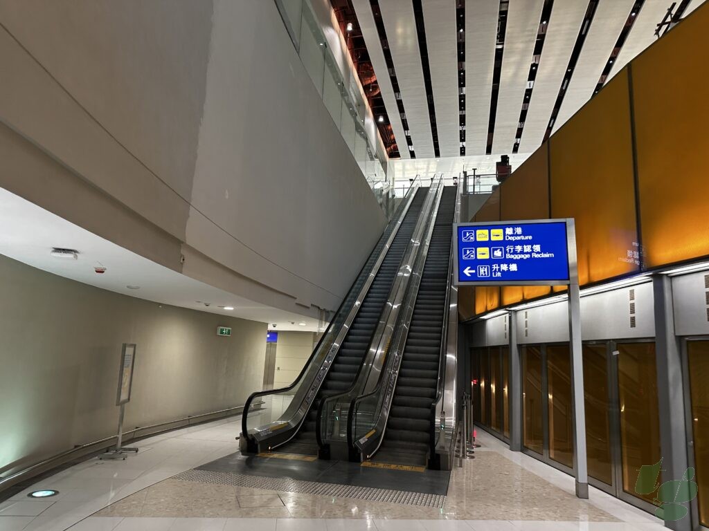 香港国際空港スカイピア(フェリー・バス乗り場)喫煙所(制限区域内)