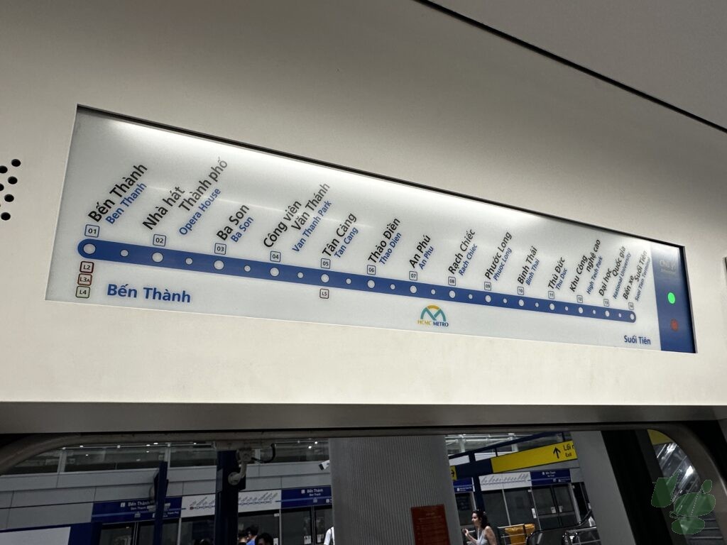 車内に掲示されている路線図